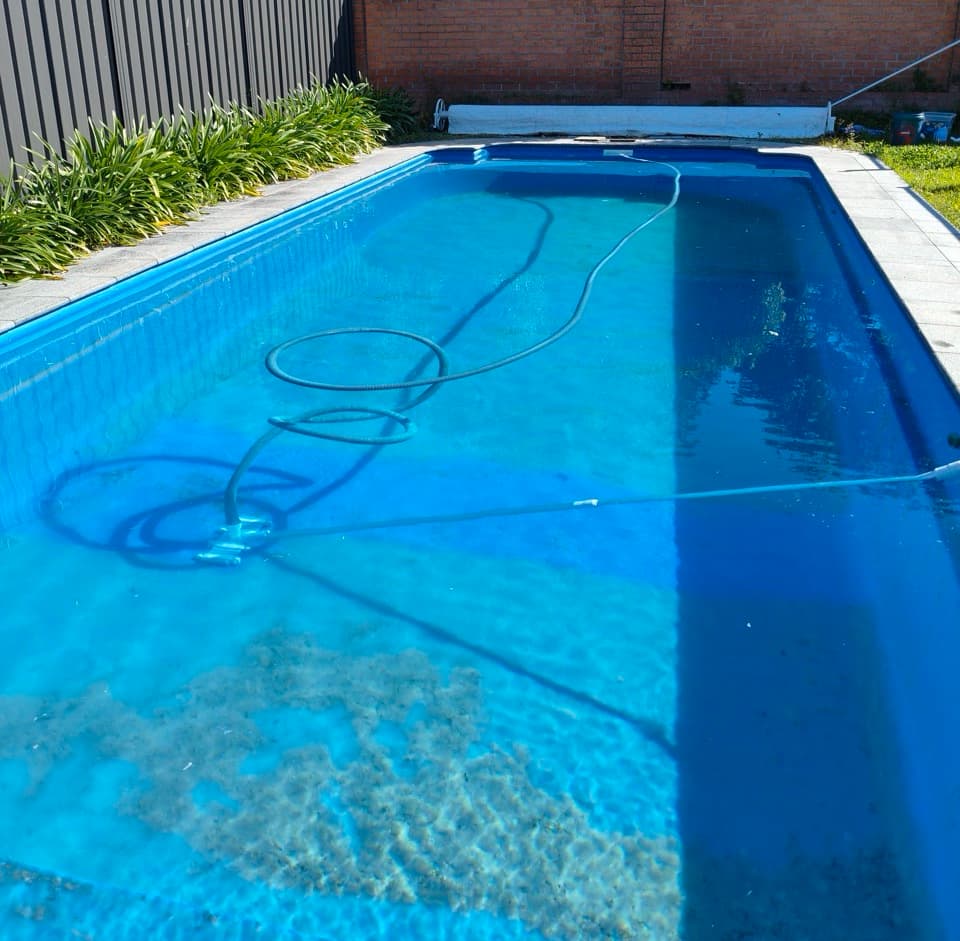 Green Pool Recovery in Russell Lea 2 in Russell Lea